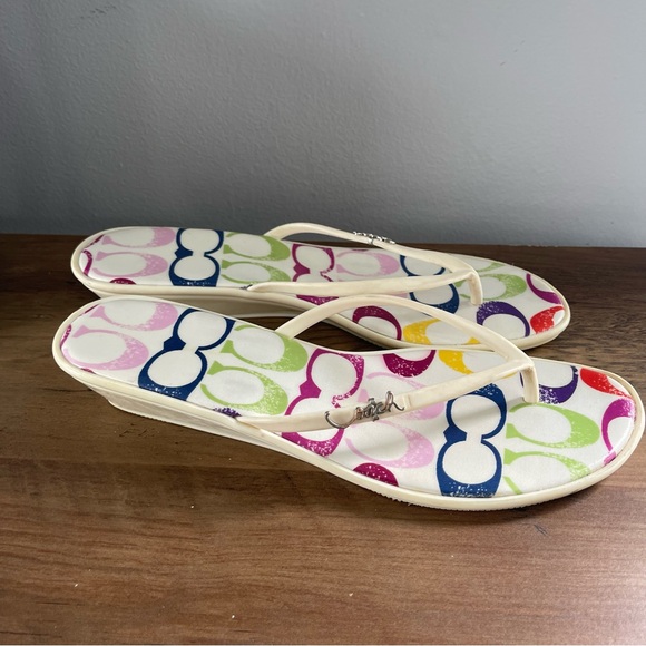 Coach Dorann Wedge Thong Flip Flops Sandals 8 Cream Colorful Logo - Picture 13 of 14